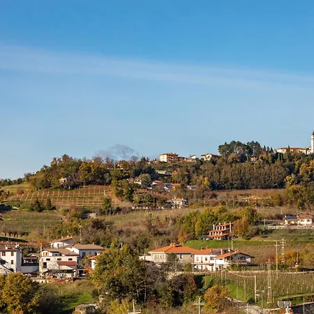 Farmház Alloggi Agrituristici Paraschos San Floriano del Cóllio